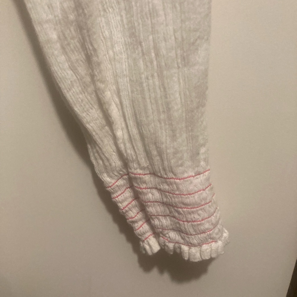 Free People White blouse with Pink Details - Picture 4 of 8